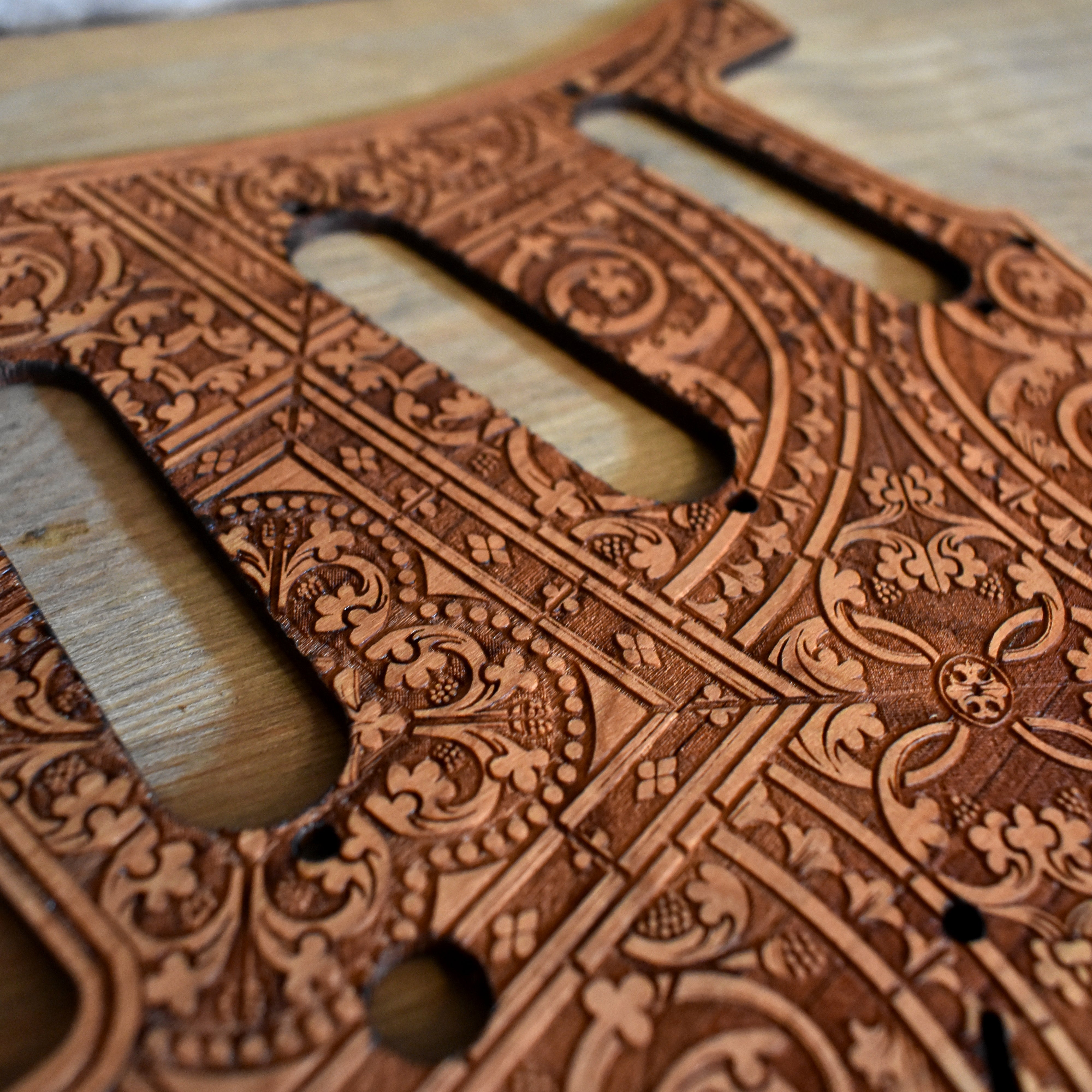 Stratocaster HSS & SSS Wood Pickguard - Flourish Pattern II