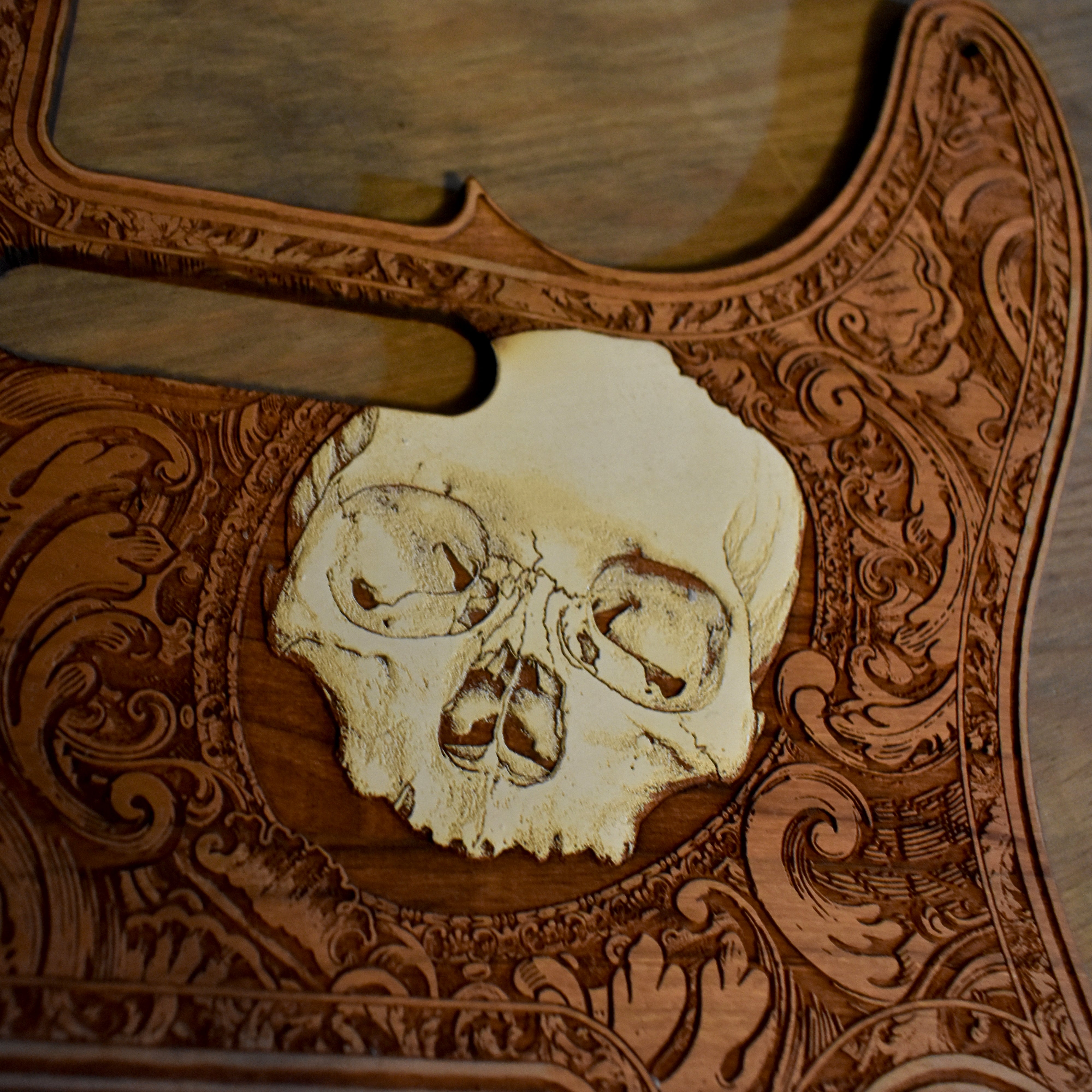 Telecaster Wood Pickguard - Front Skull Hand Painted