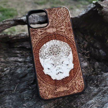 Gothic Skull - Wood Phone Case Painted - Gothic Pattern