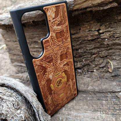 Deep Diver - Wood Phone Case - Hand Painted