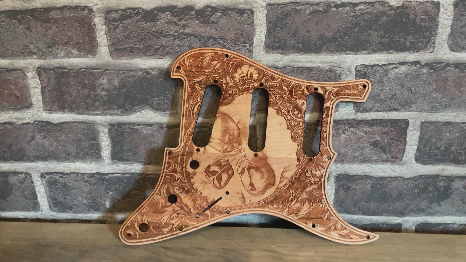 Stratocaster HSS & SSS Wood Pickguard - Human Skull