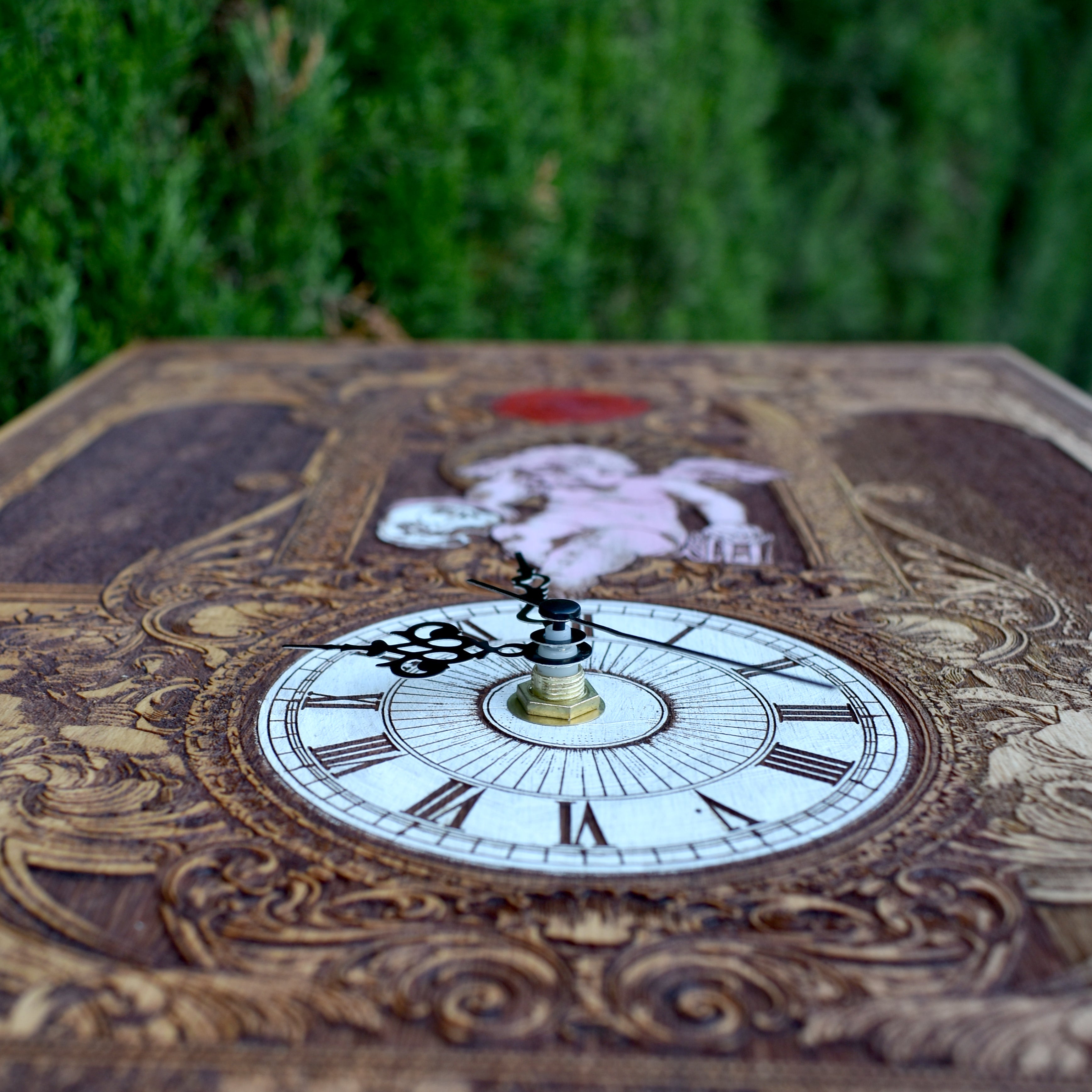 Gothic Time Real Clock Large Cedar Wood