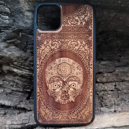 Aztec Skull wooden phone case featuring a detailed laser-engraved design. Compatible with iPhone 16, iPhone 15, Galaxy S25, Note 20, and other popular models. Ideal for fans of gothic, dark, and ancient art designs